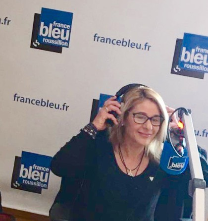 Nathalie au micro de France Bleu